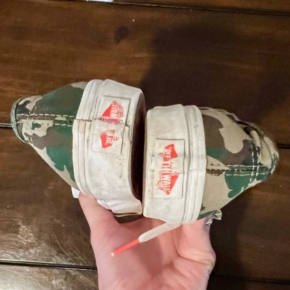 Vans Camo Print Low-Top Sneakers – US Kids Size 2 - Picture 5 of 7